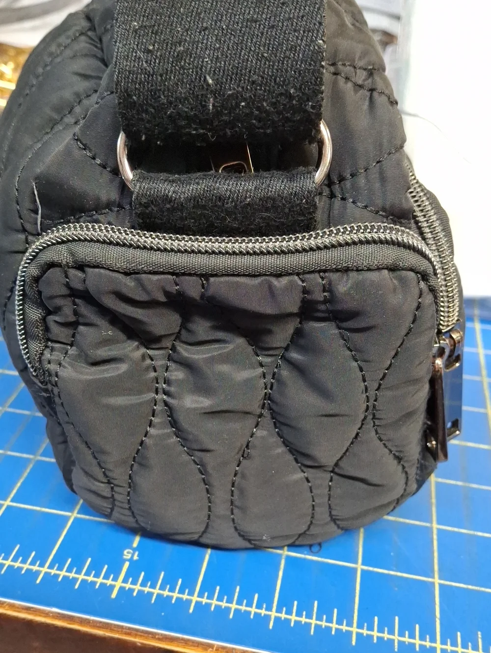 Black Quilted Crossbody 8x4x5 Bag Pre-Loved